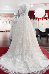 Beautiful Long A-Line Lace Appliques Tulle Open Back Wedding Dress